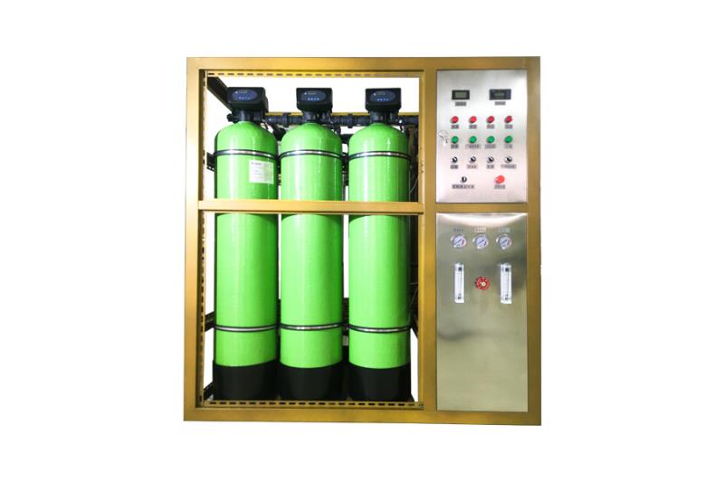 沈陽(yáng)小型工業(yè)反滲透純凈水設(shè)備穩(wěn)定運(yùn)行中