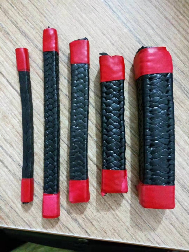 黑四氟盤(pán)根