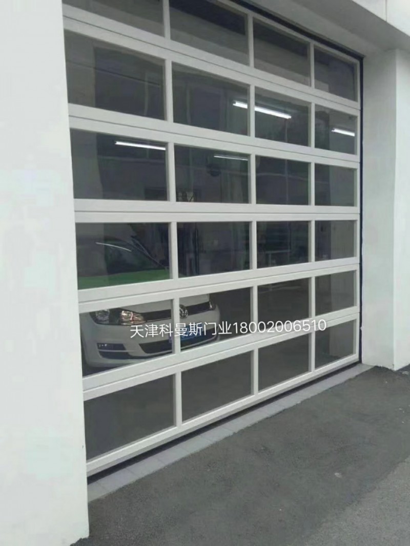 全透明提升門 滑升門廠家 天津科曼斯門業(yè)