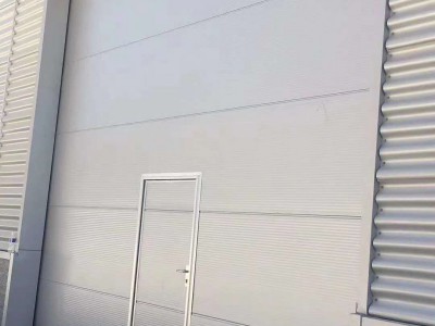 工業(yè)門、、工業(yè)提升門、垂直提升門、提升轉(zhuǎn)折門、