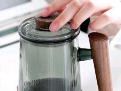 玻璃茶水分離杯  玻匠人十大品牌茶具 (392播放)